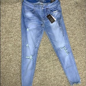 Super Low Distressed Jeggings